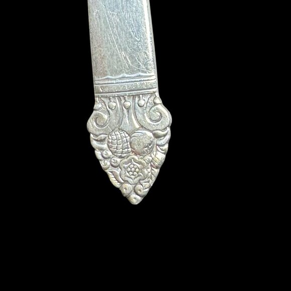 Oneida Silver-plated King Cedric Fruit pattern service for 4 and serving peace's - Picture 9 of 13